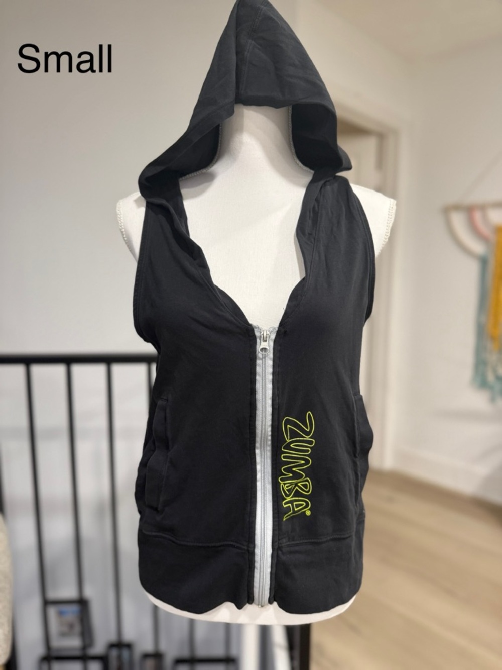 Zumba Fitness Black Sleeveless Hooded Zip Vest